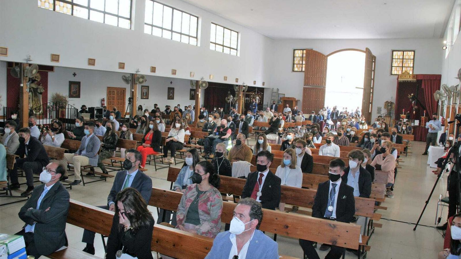 Numerosos fieles asistieron a los actos religiosos de La Borriquita.