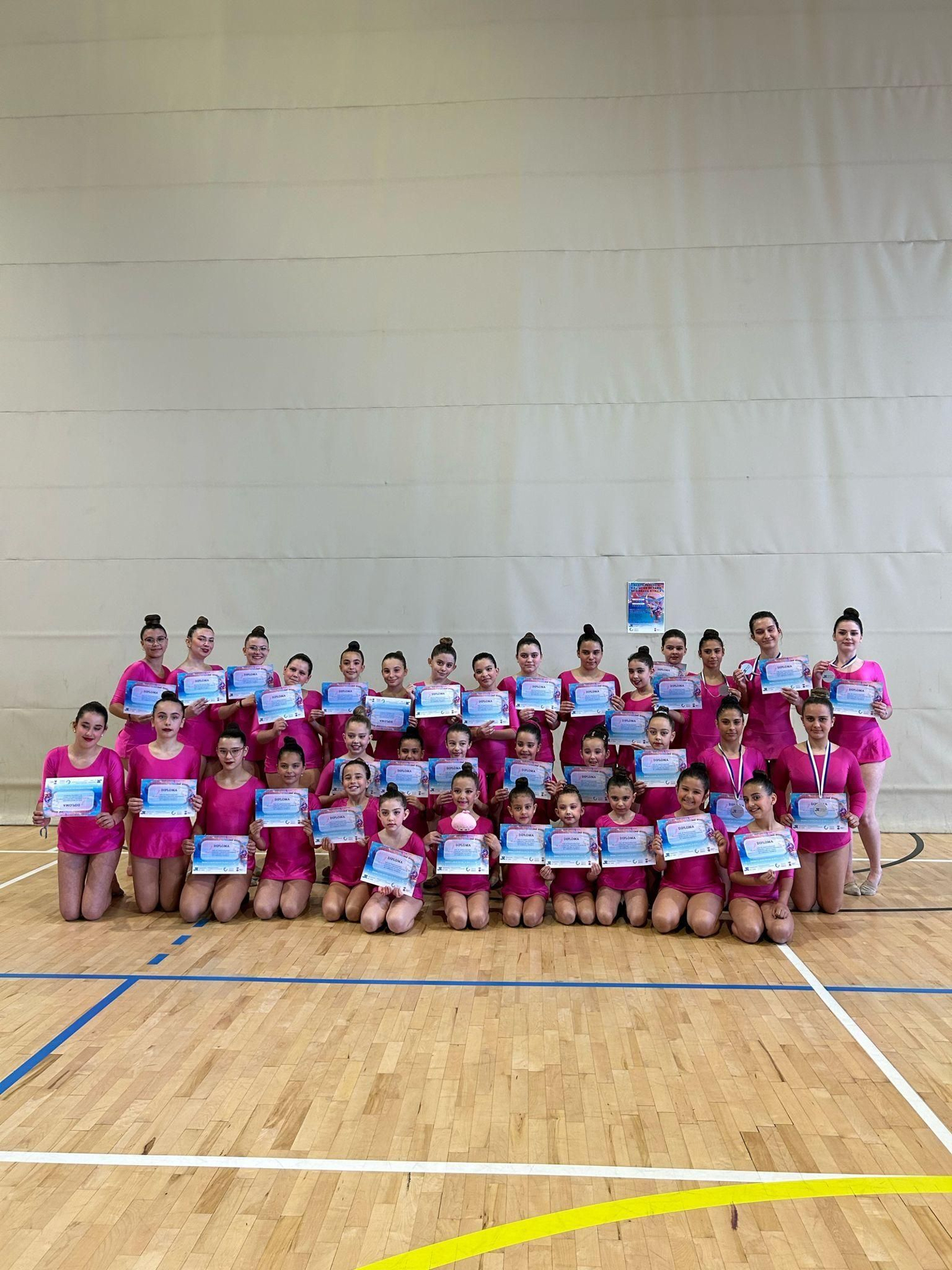Gimnastas del Avanzado CGR Jerez.