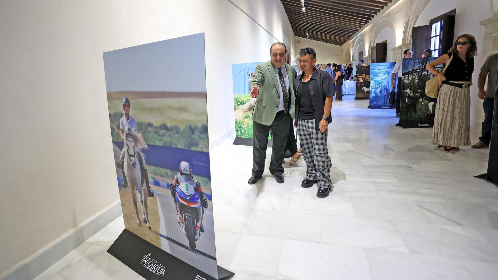 'Esencia: 5 siglos del Caballo Cartujano' en Jerez, exposición de Paco Martín