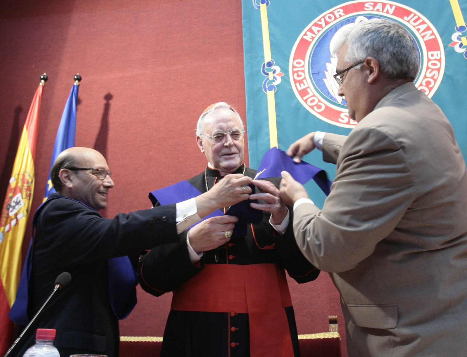 Imágenes del Cardenal Carlos Amigo Vallejo