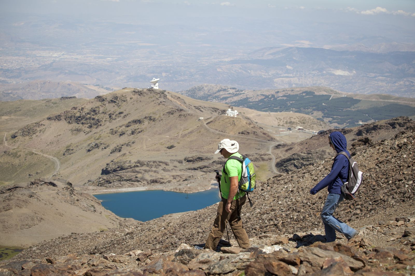Sierra Nevada invita a disfrutar de actividades montañeras para toda la familia
