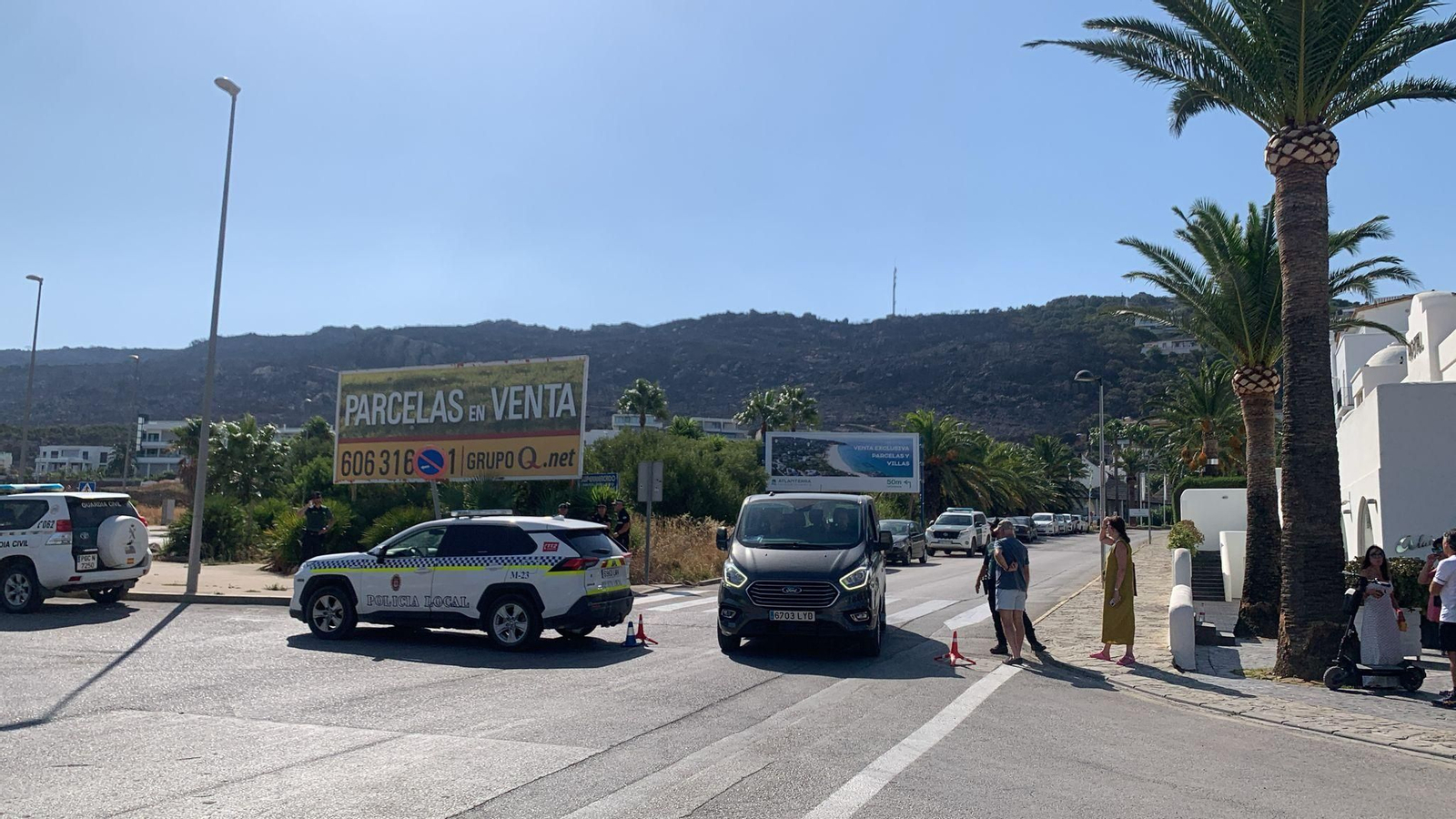 Apertura de los accesos a una de las urbanizaciones de la zona.