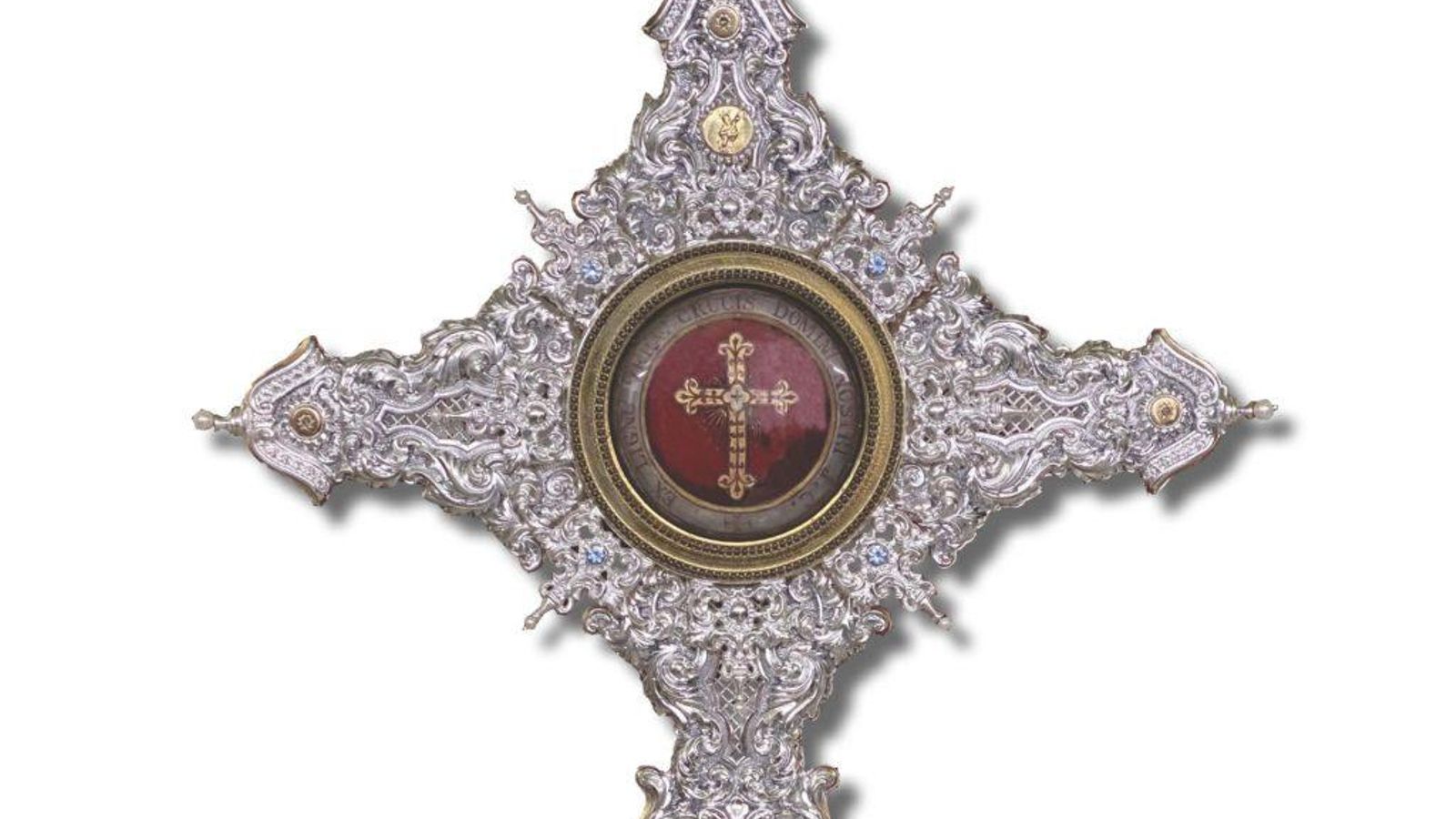 Nuevo Lignum Crucis de la Hermandad del Gran Poder.