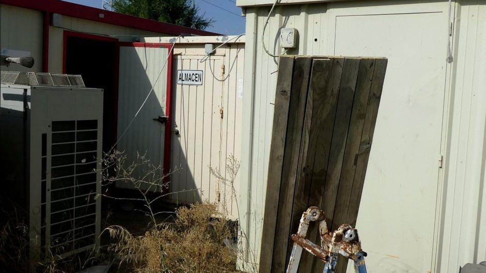 Imagen de abandono del exterior