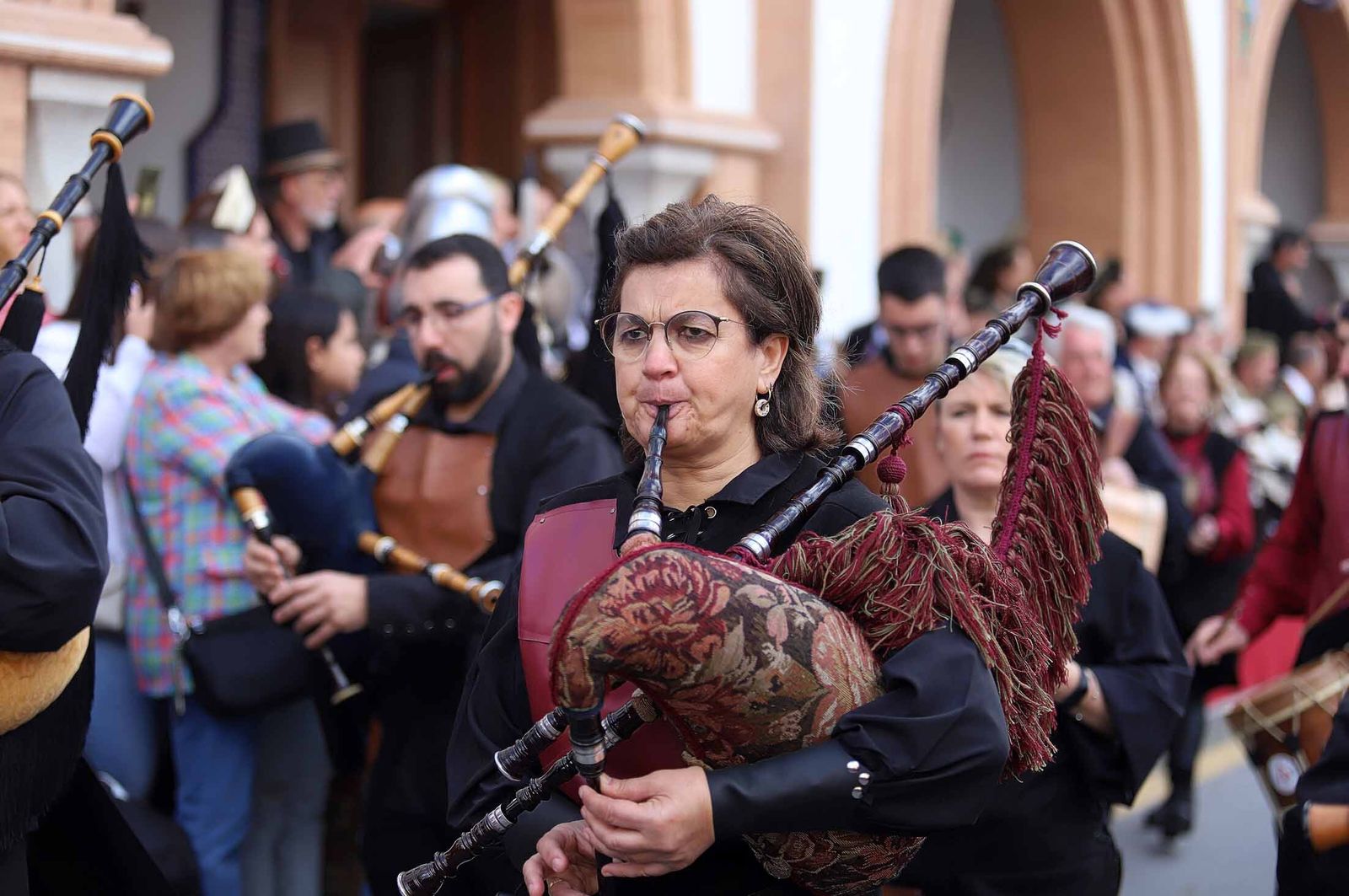 Imágenes del gran ambiente en la Feria Medieval de Palos de la Frontera, Huelva