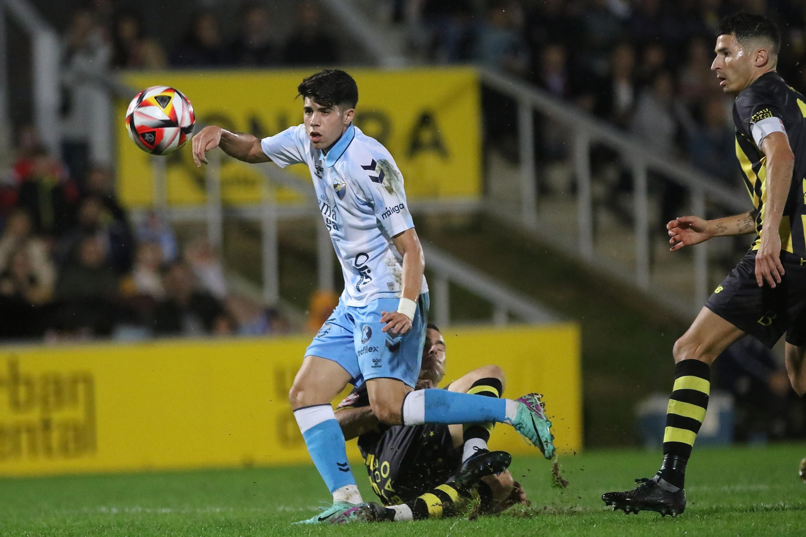 El Barakaldo-Málaga CF, en fotos