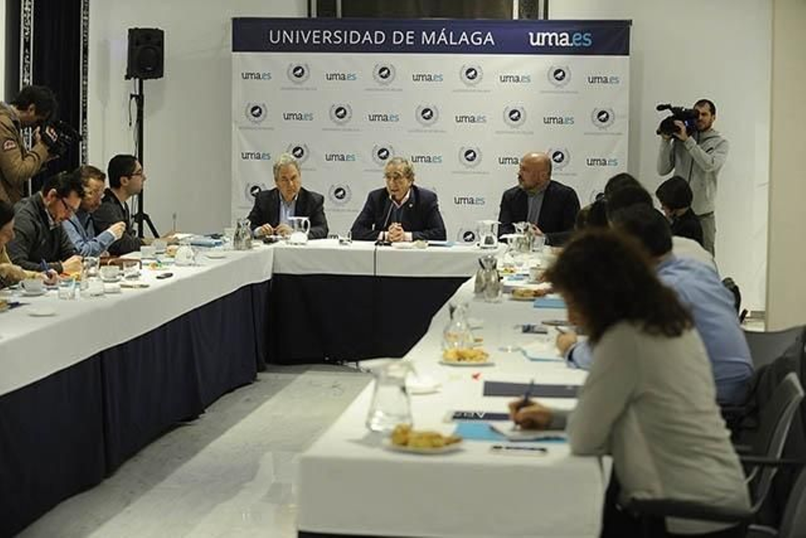 Encuentro informativo con el rector de la UMA.