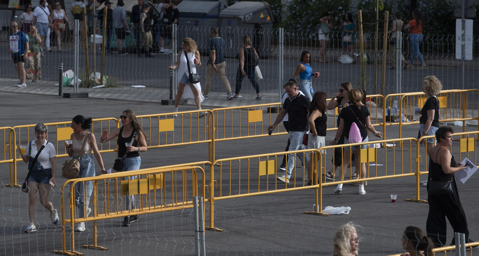 Las imágenes del ambiente en la entrada del concierto de Alejandro Sanz Las imágenes del ambiente en la entrada del concierto de Alejandro Sanz