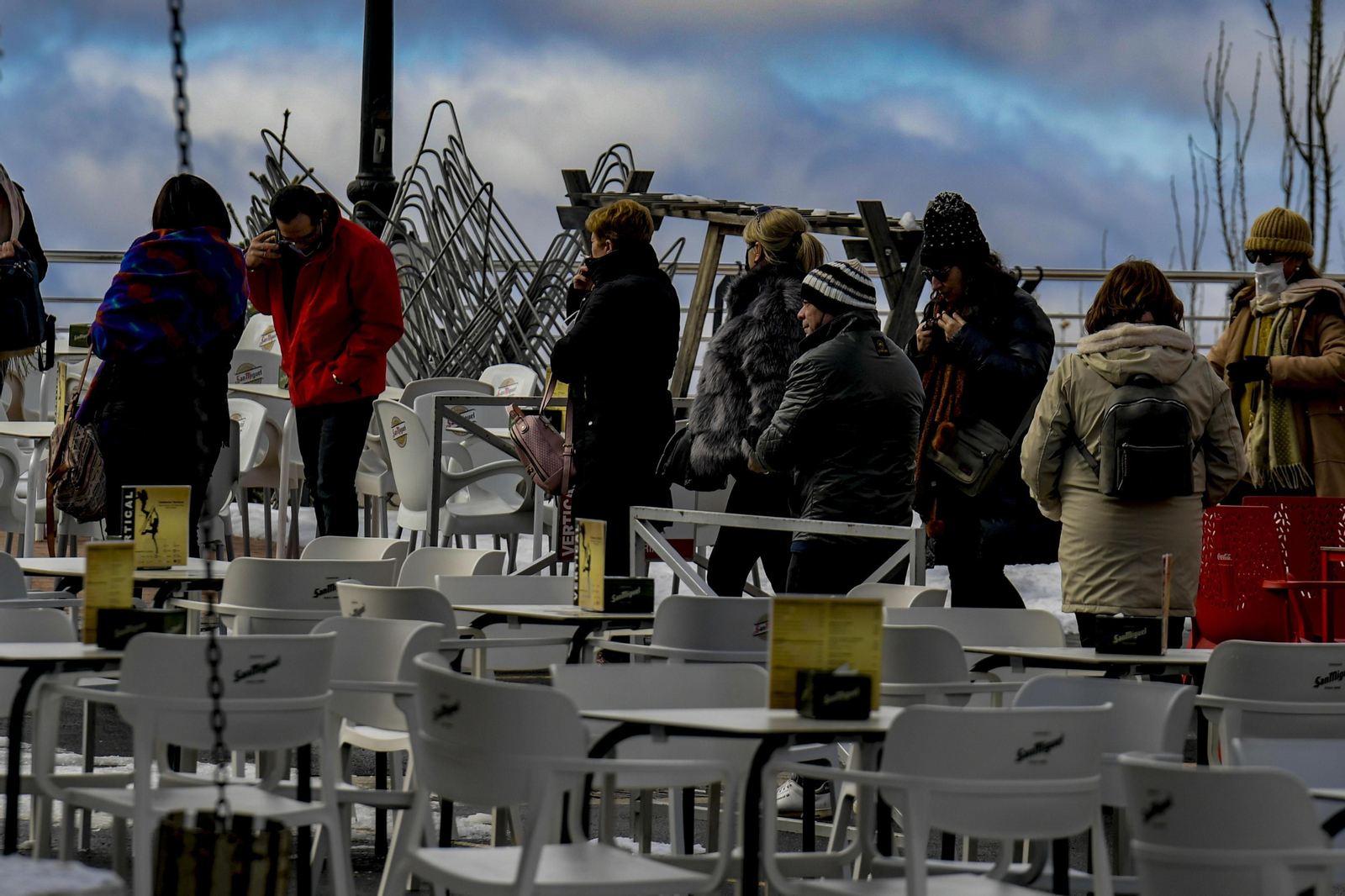 Fotos: así fue el primer día de la temporada de esquí en Sierra Nevada