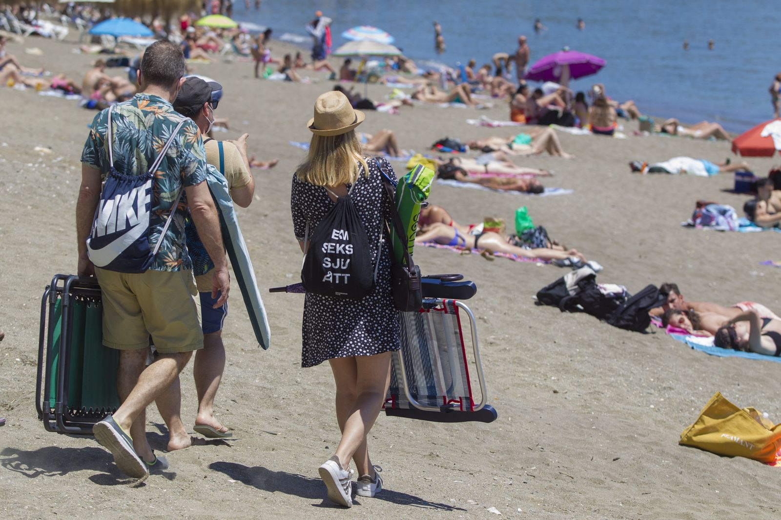 Las fotos de las playas de Málaga en un fin de semana con temperaturas veraniegas