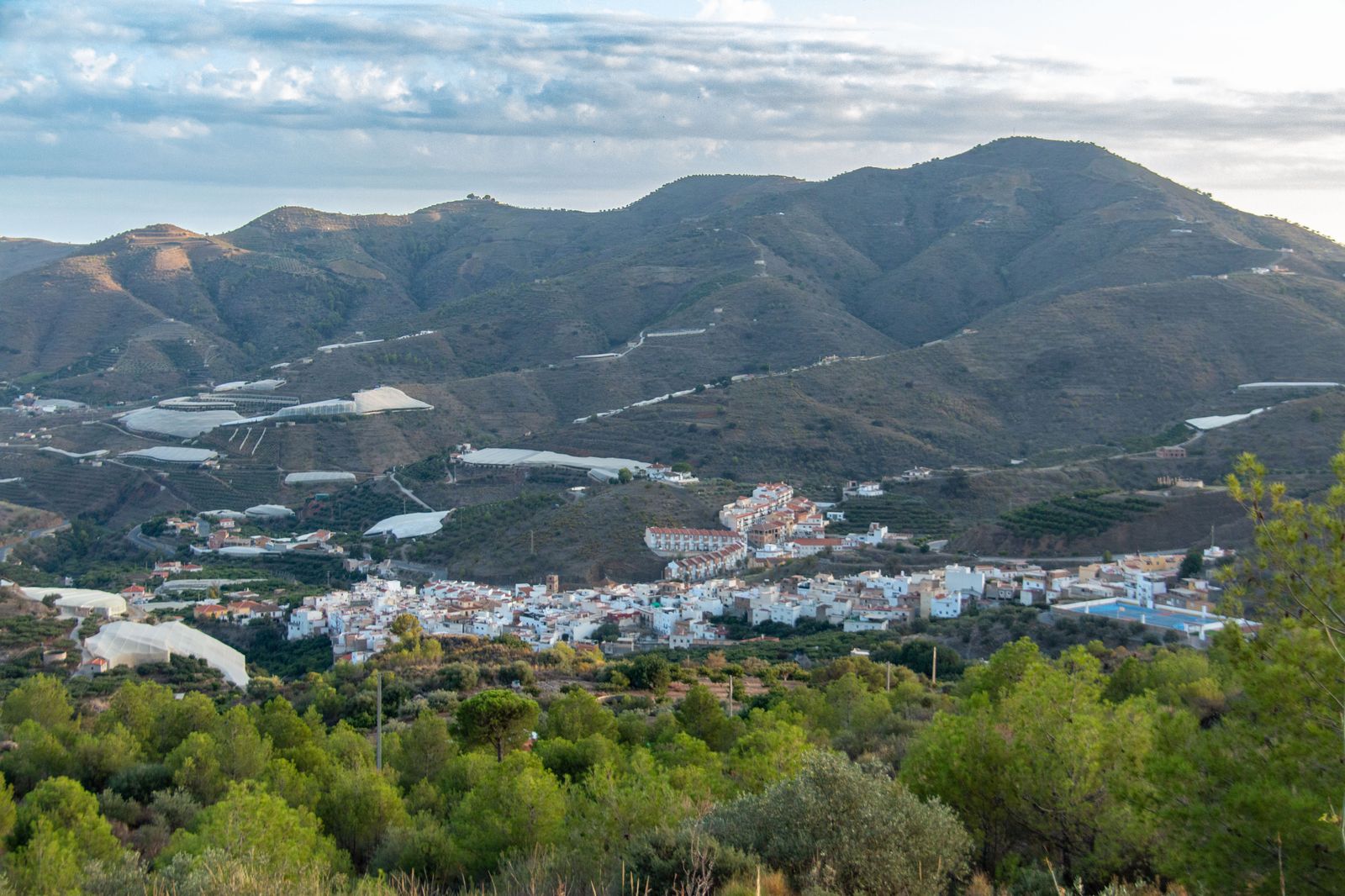 Ítrabo acoge un gastrofestival para poner en valor los productos locales y promocionar experiencias culinarias