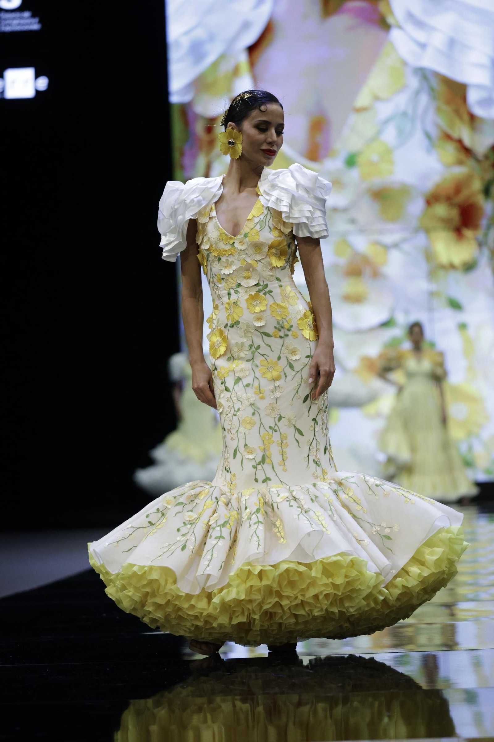 El desfile de Ana Morón en SIMOF 2025, todas las fotos