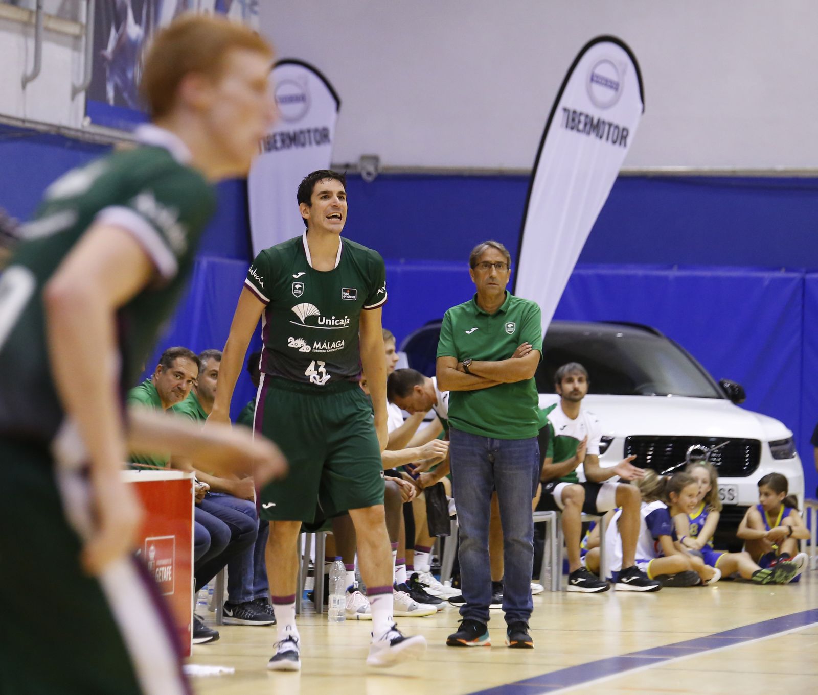 La primera victoria del Unicaja, en fotos