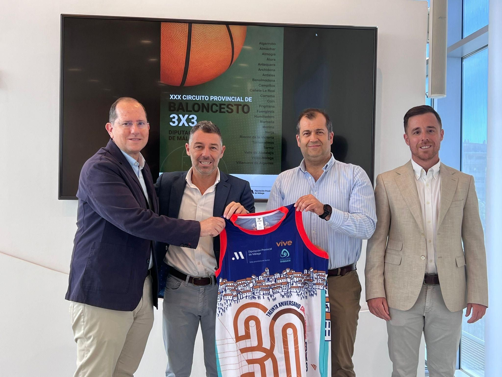 La presentación del evento deportivo.