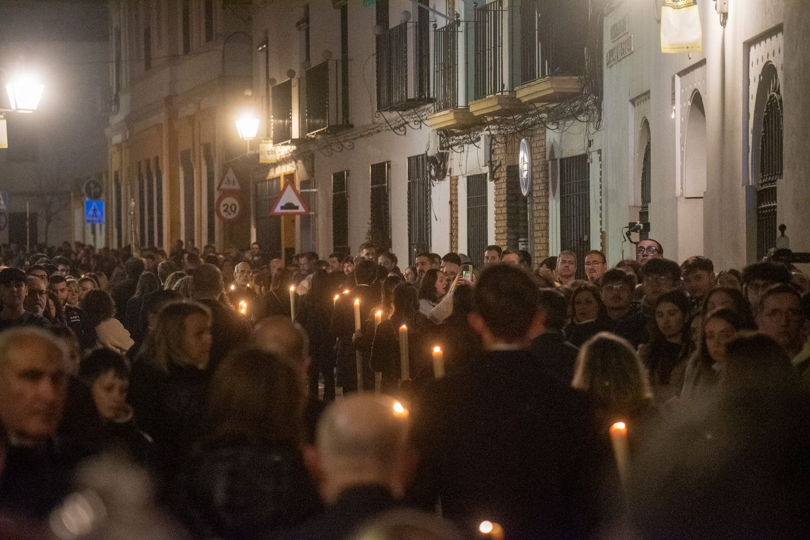 El vía crucis del Señor de las Penas en el Miércoles de Ceniza de Córdoba, en imágenes