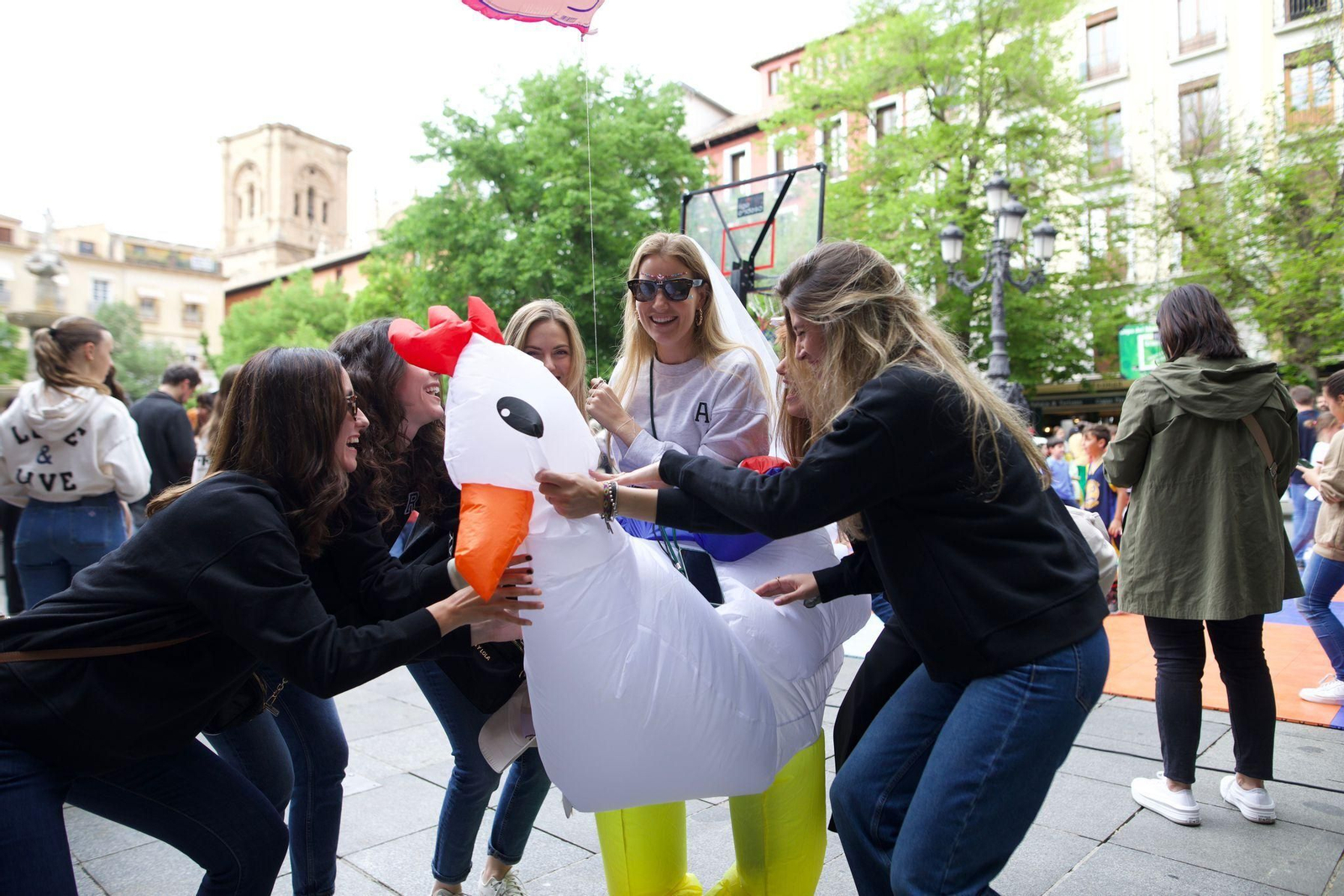 Fotos: así está siendo la tarde en La Noche en Blanco de Granada