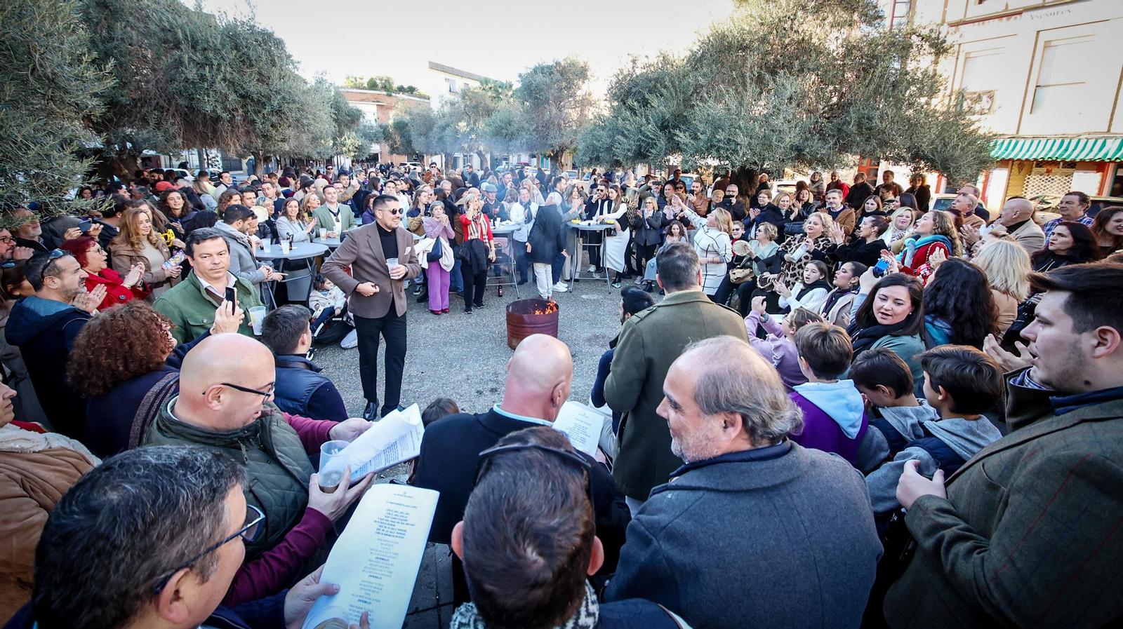 Búscate en  las zambombas del día 16 de diciembre