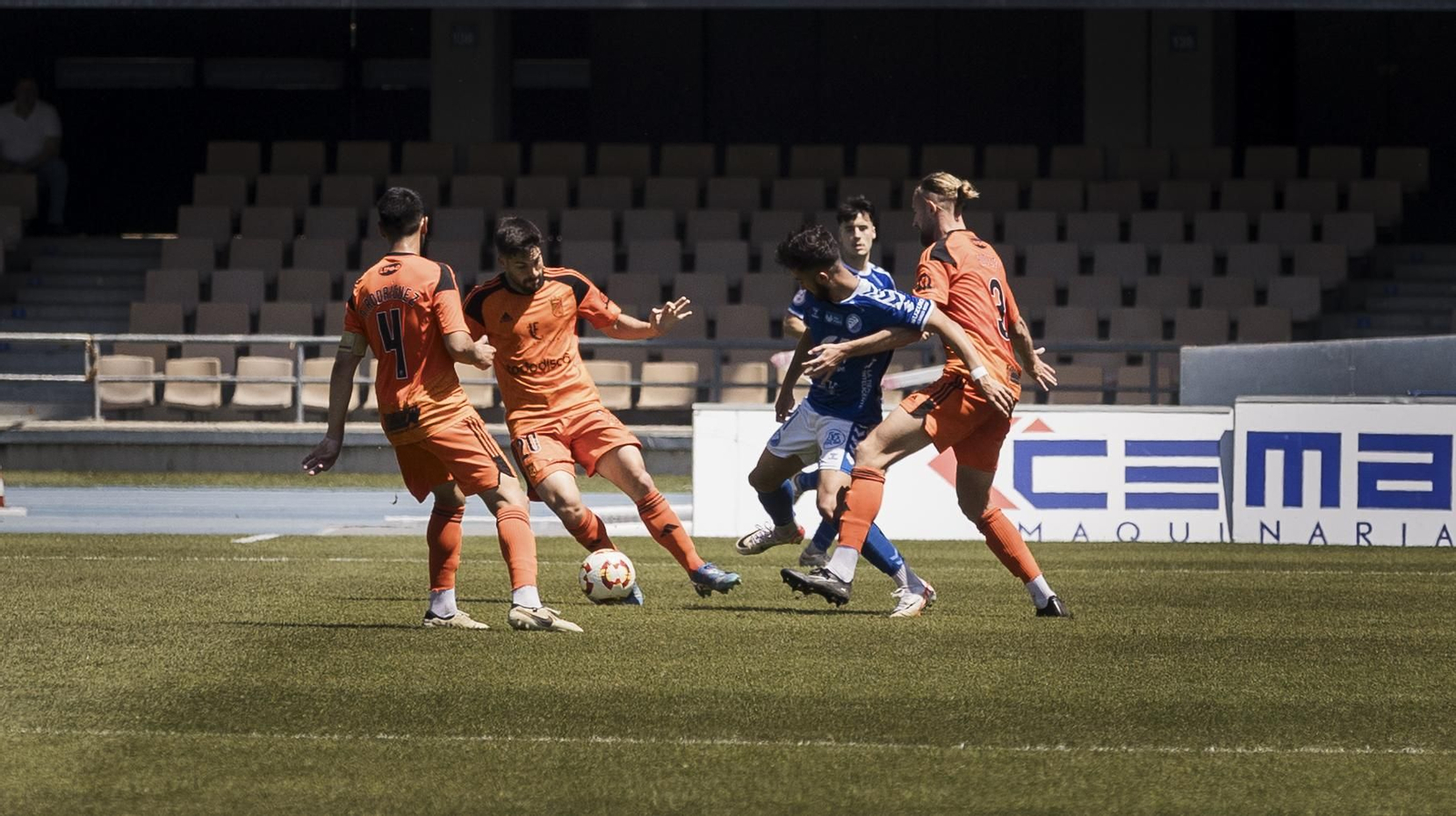 Las imágenes del derbi entre Xerez DFC y Xerez CD en Chapín