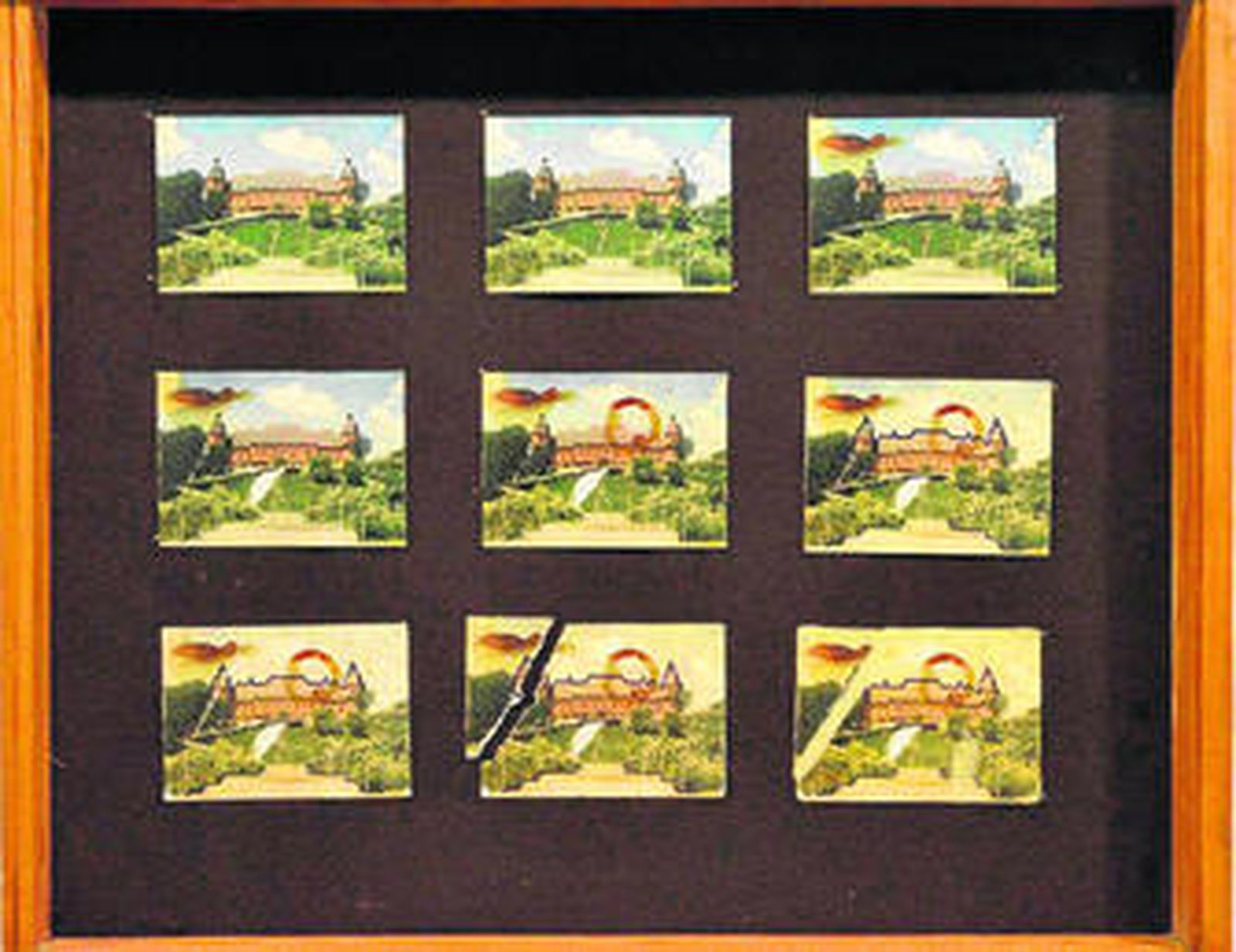 Un registro de palabras y cosas. El autor francés de origen polaco trabaja con imágenes de objetos que remiten a la memoria de lo que ya ha desaparecido: fotografías encontradas, postales extraviadas, o frascos llenos del aire de ciudades que jamás volverán a ser como eran. Una propuesta que conmueve y hace pensar.