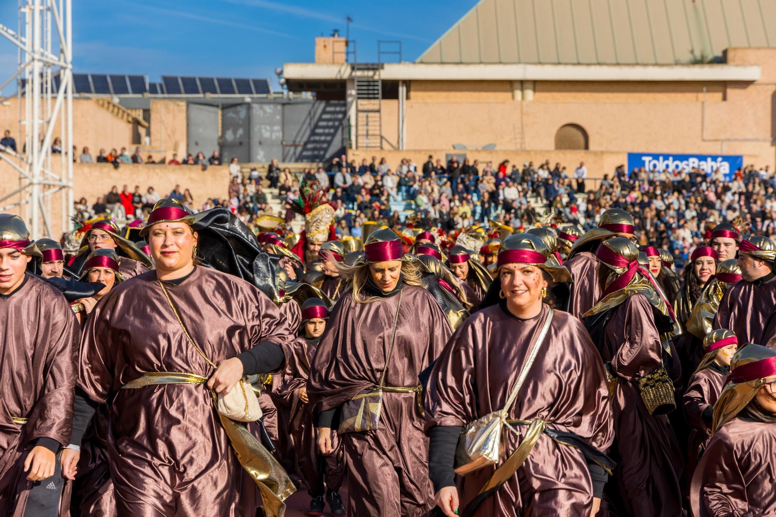 Así ha sido la llegada en helicóptero de los Reyes Magos a San Fernando Así ha sido la llegada en helicóptero de los Reyes Magos a San Fernando