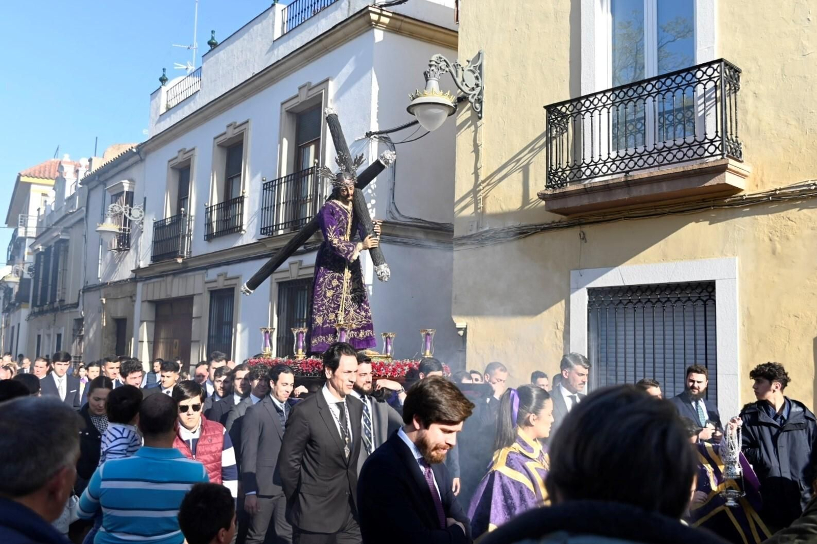 El vía crucis extraordinario del Señor del Calvario de Córdoba, en imágenes