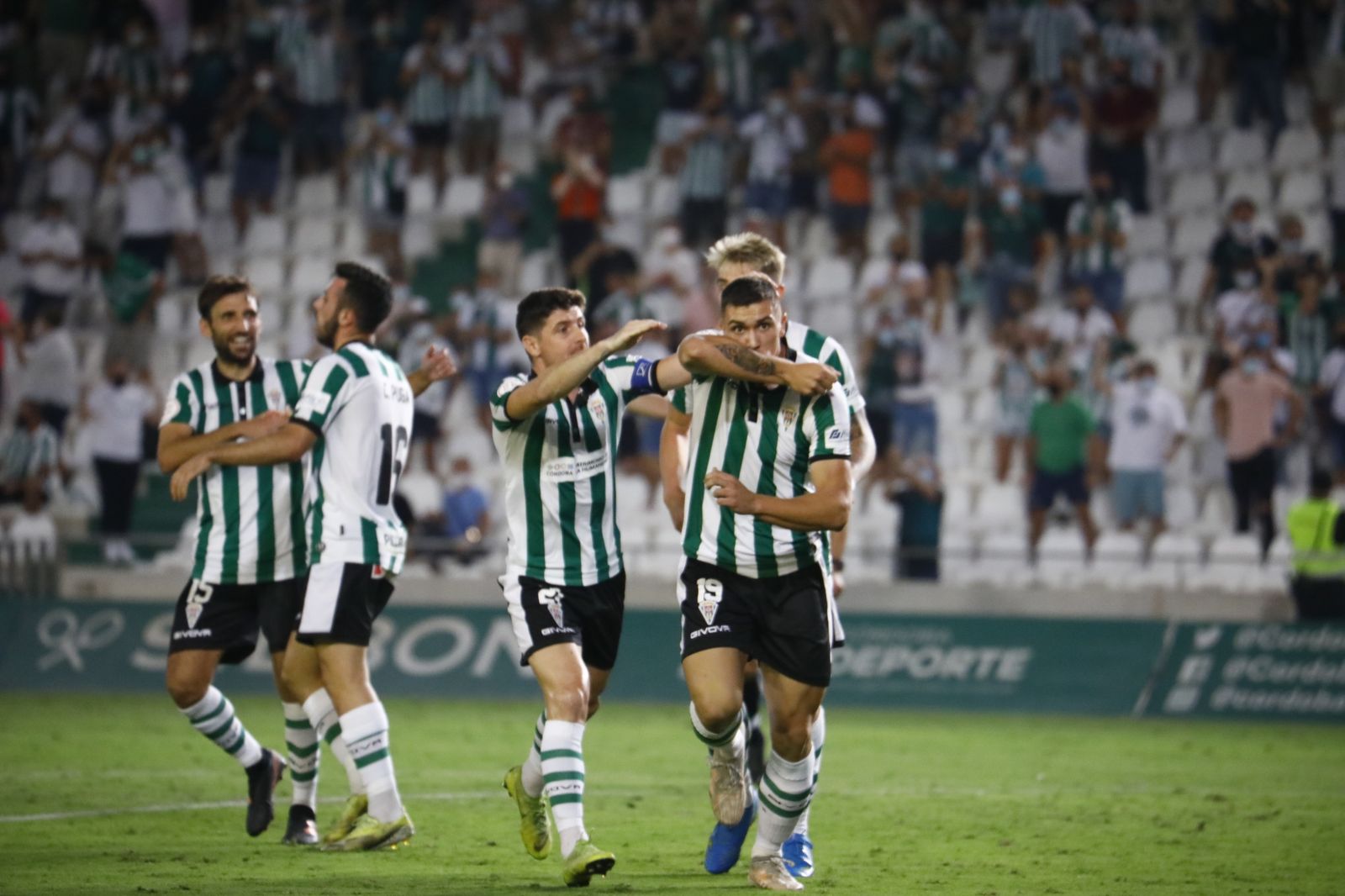 La victoria del Córdoba CF ante el Cádiz B, en imágenes