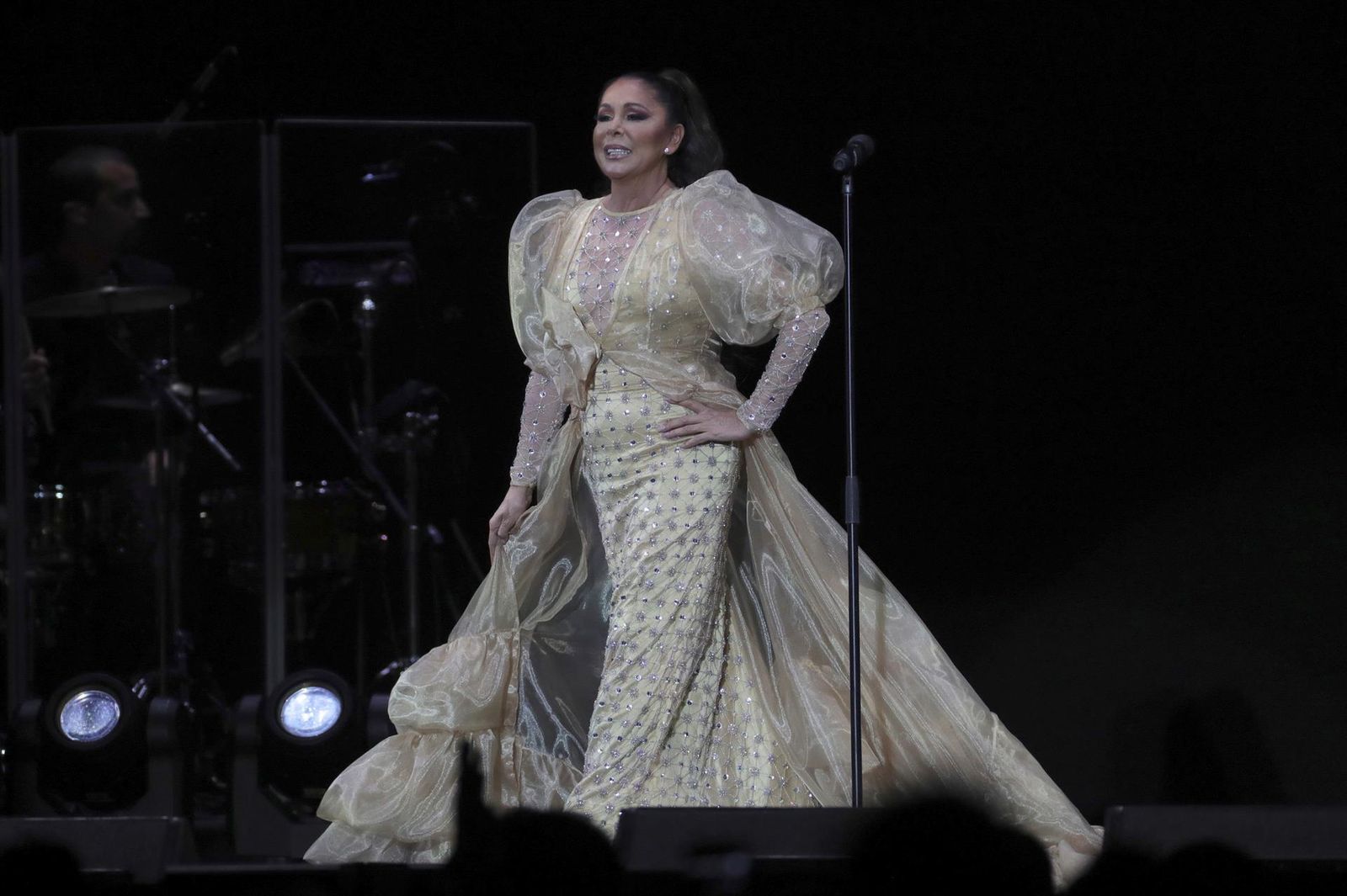 Isabel Pantoja durante un concierto