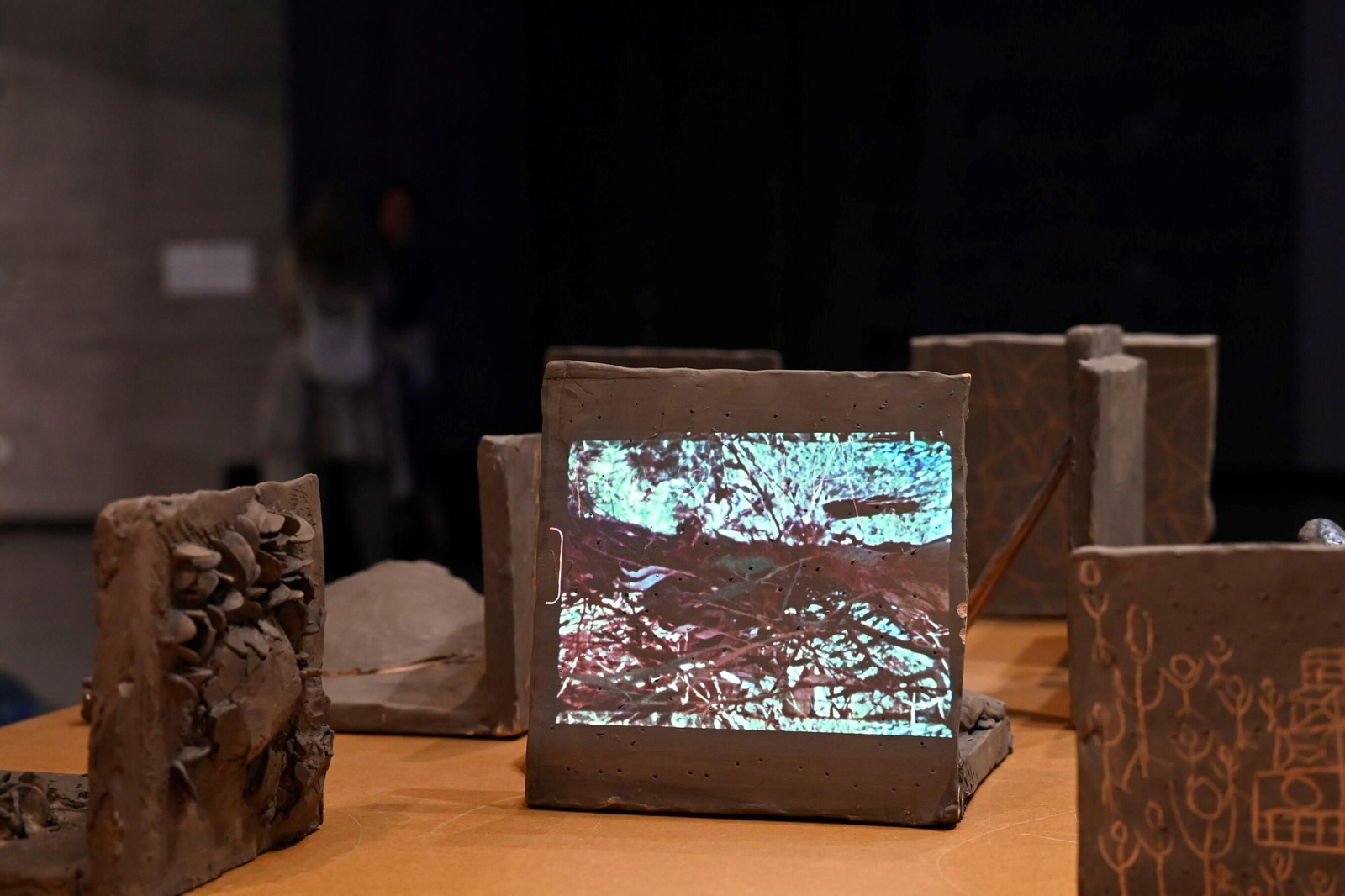 La exposición 'El ruido que habita', de Cecilia Bengolea, en el C3A