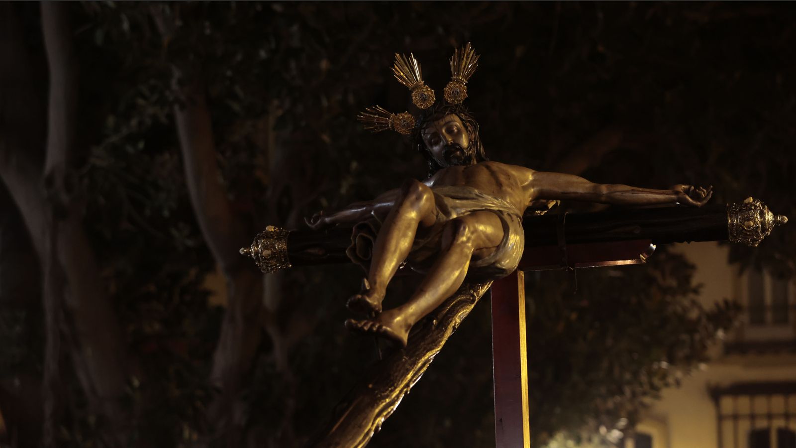 Las imágenes del traslado del Cristo de Burgos