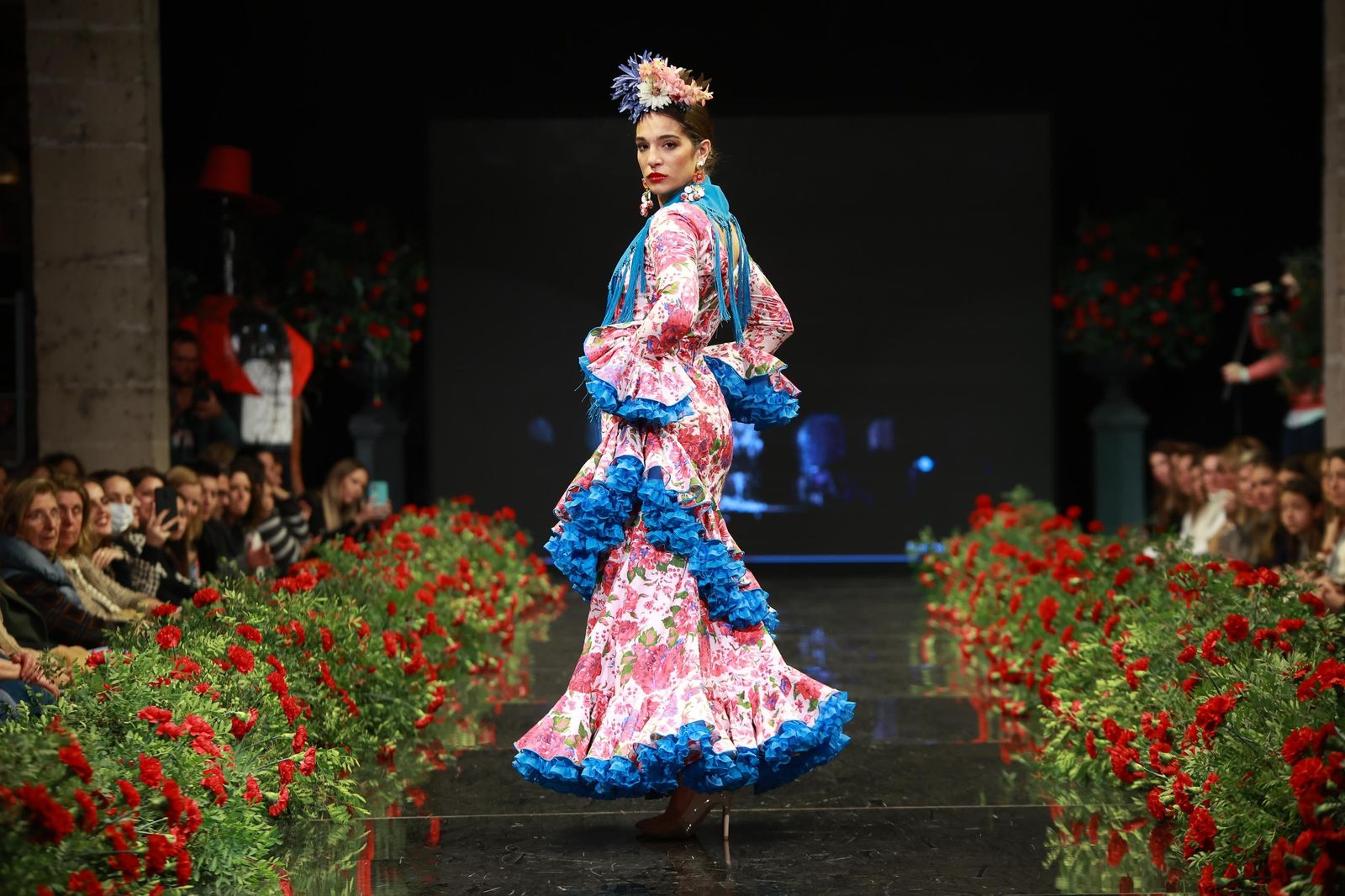 Desfile benéfico de la Hermandad del Rocío de Jerez en la Pasarela Flamenca Jerez Tío Pepe 2023