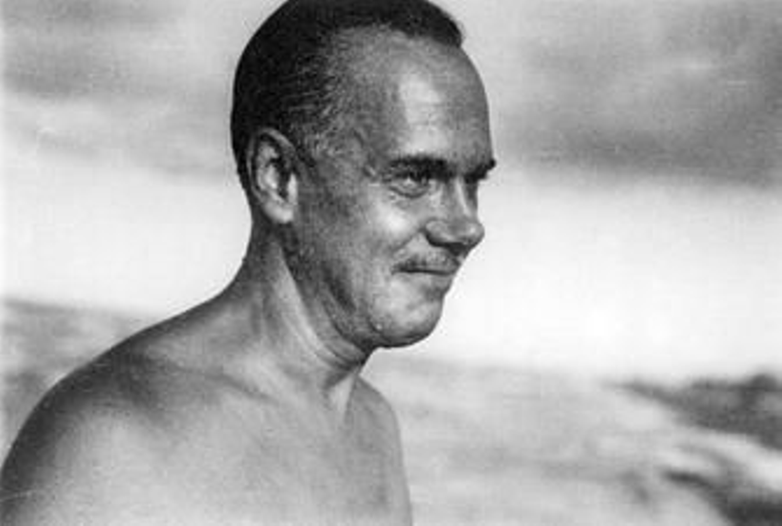 José Luis Cano (arriba) y Luis Cernuda.