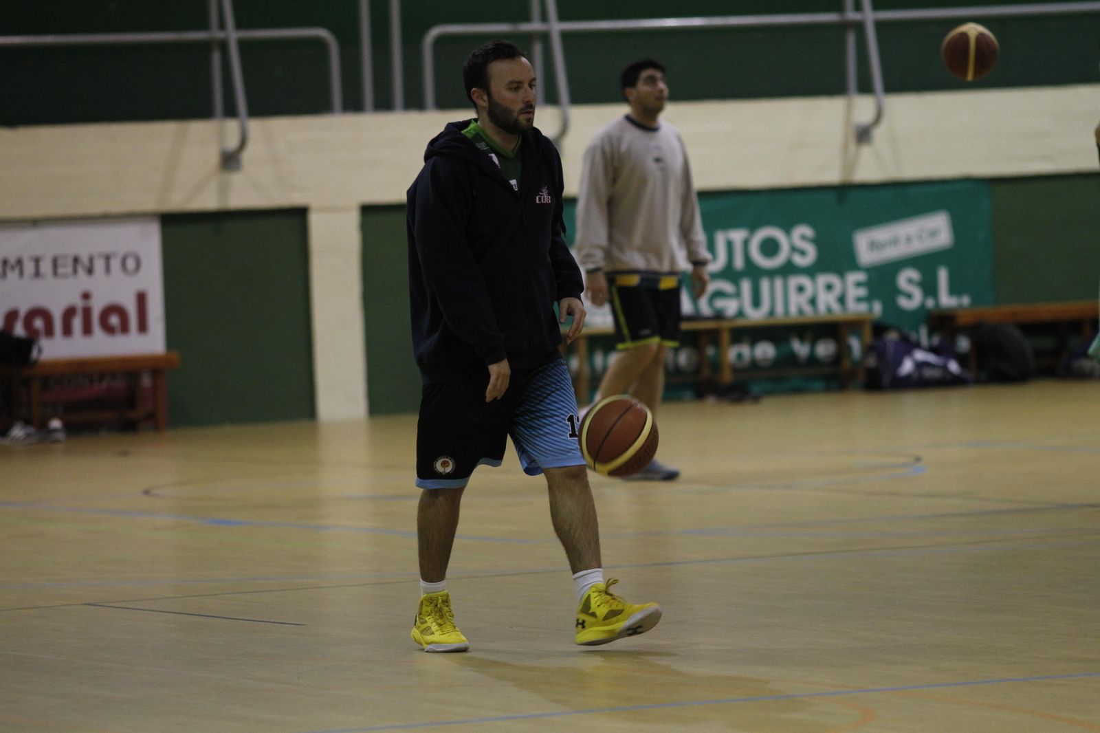Miki Ortega, durante un entrenamiento con la ULB.