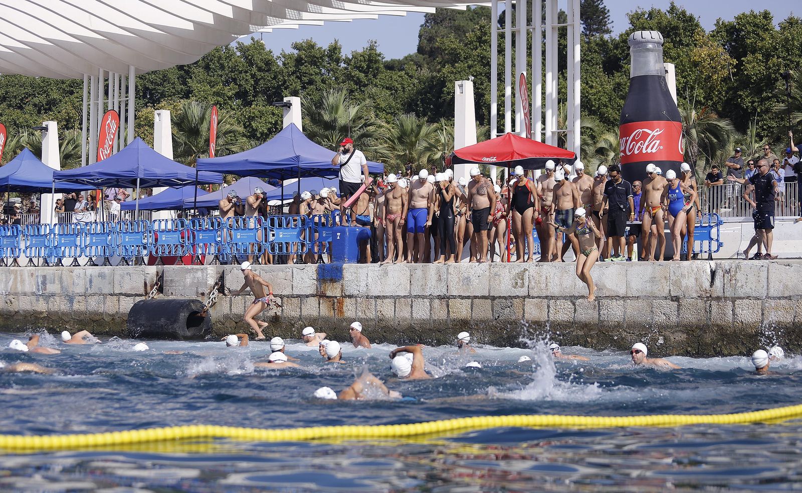 Fotos de la 60ª Travesía a Nado del Puerto de Málaga