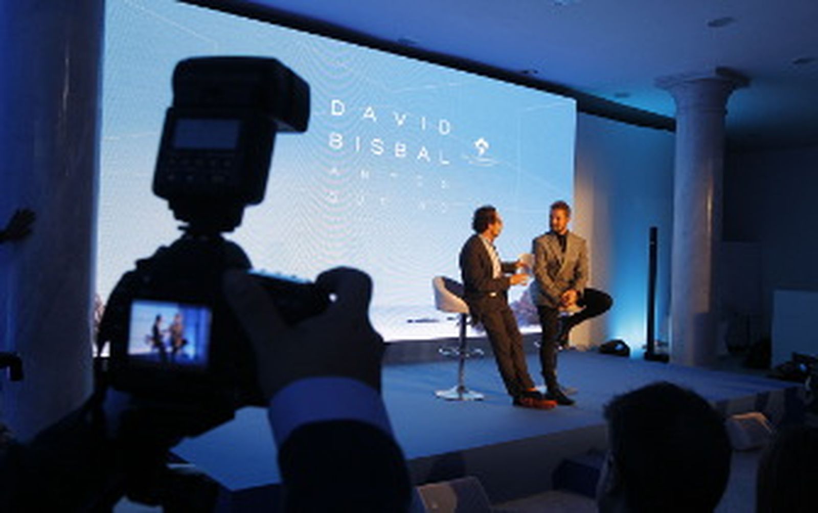 David Bisbal proyecta Cabo de Gata en el videoclip de 'Antes que no'