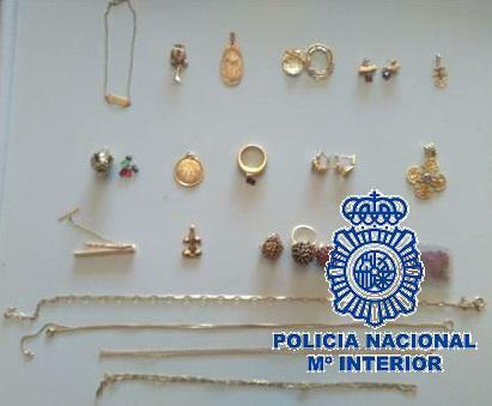 Joyas recuperadas por la Policía Nacional.