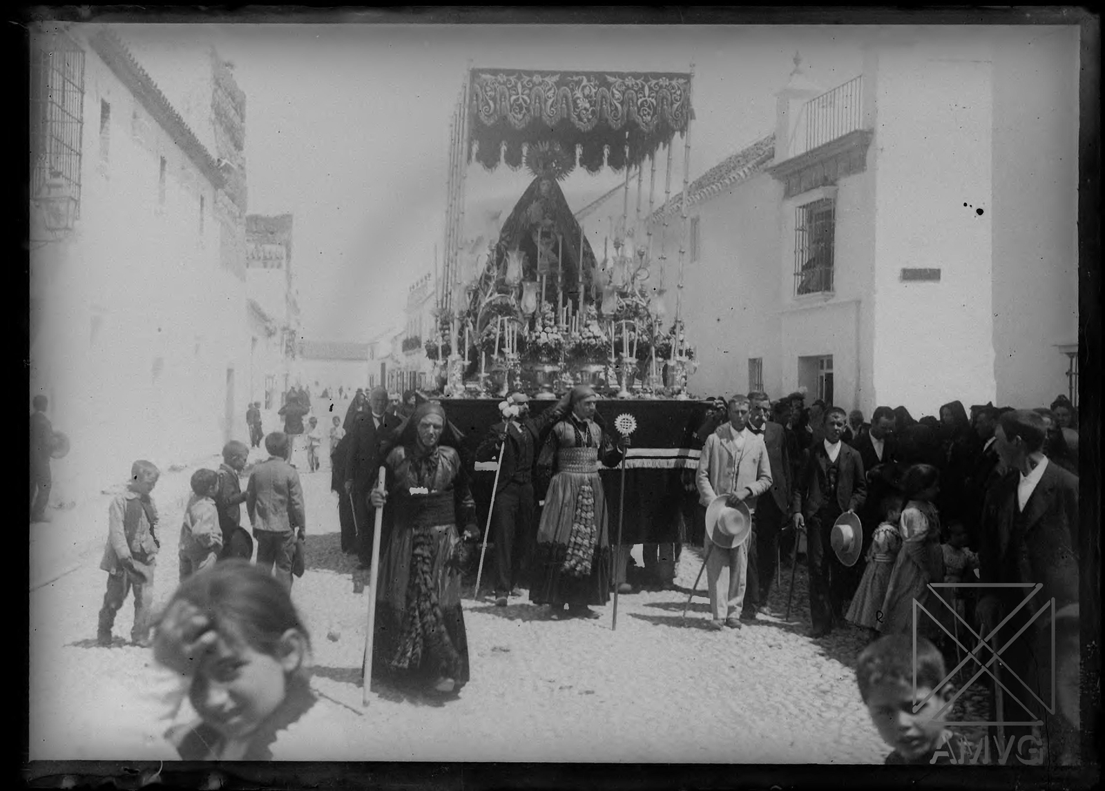 Procesión de Viernes Santo en Marchena (1900, fecha aproximada).