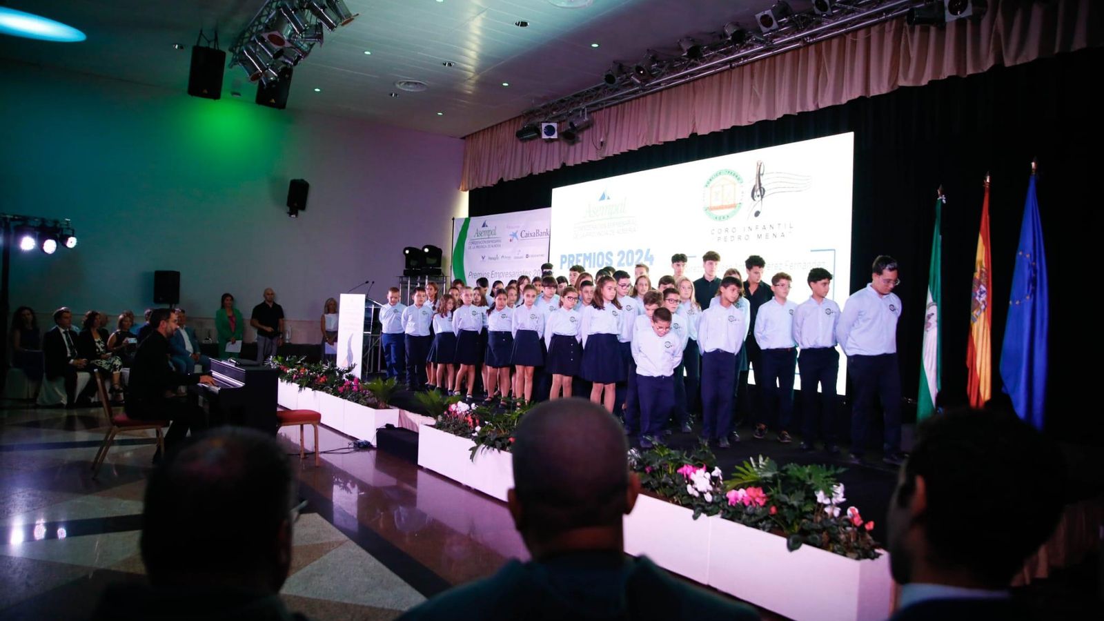 El coro infantil Pedro Mena, en acción.