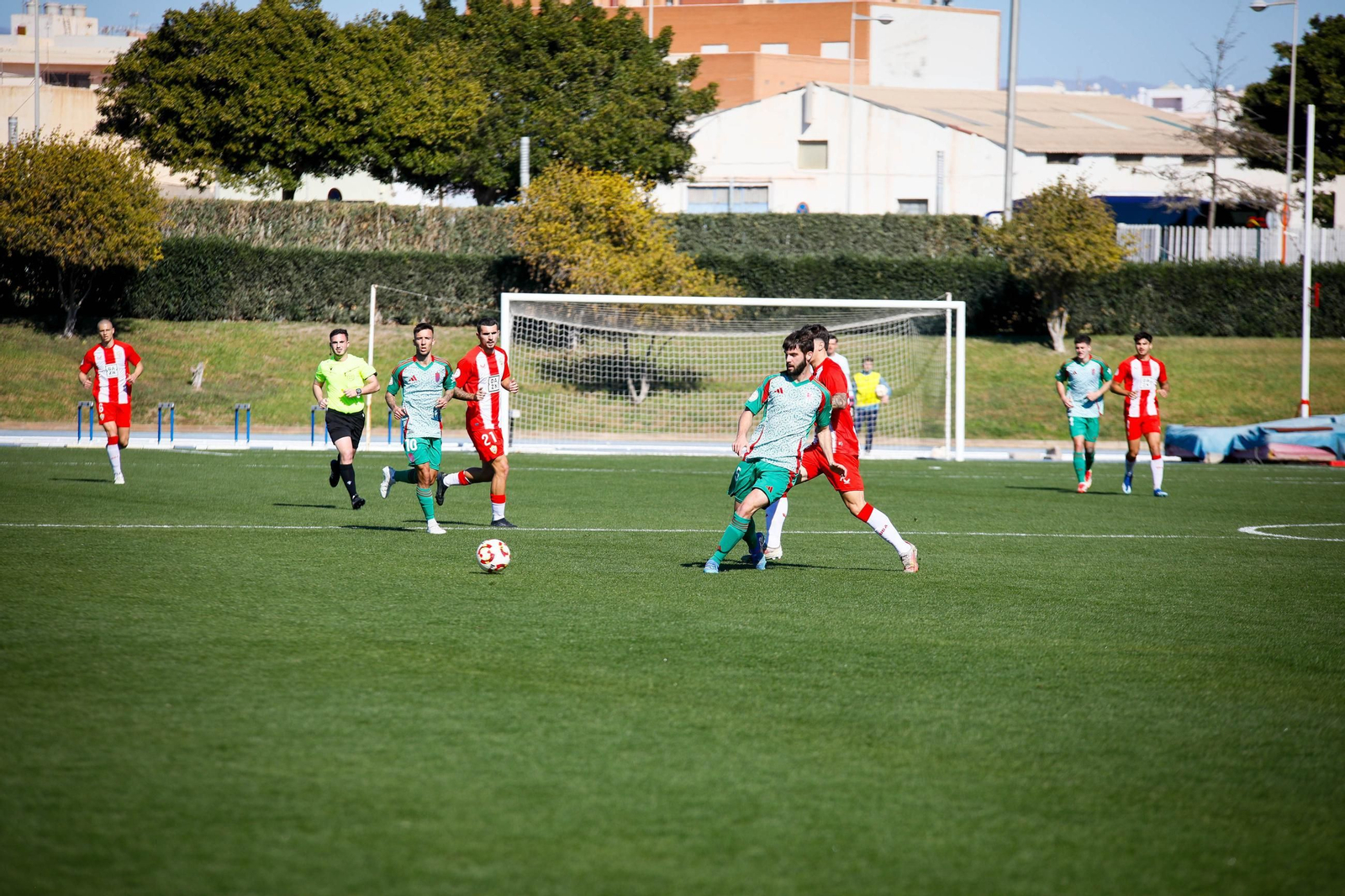 Las imágenes de Segunda RFEF entre Almeria B y recreativo de Granada