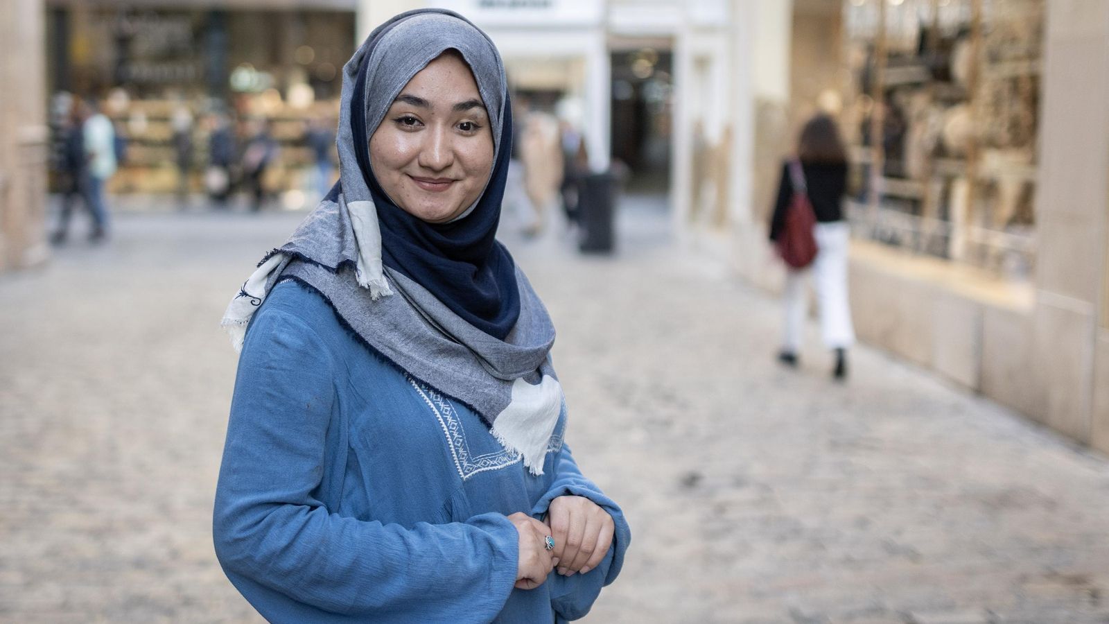Fatima Amiri, en el centro de Sevilla.
