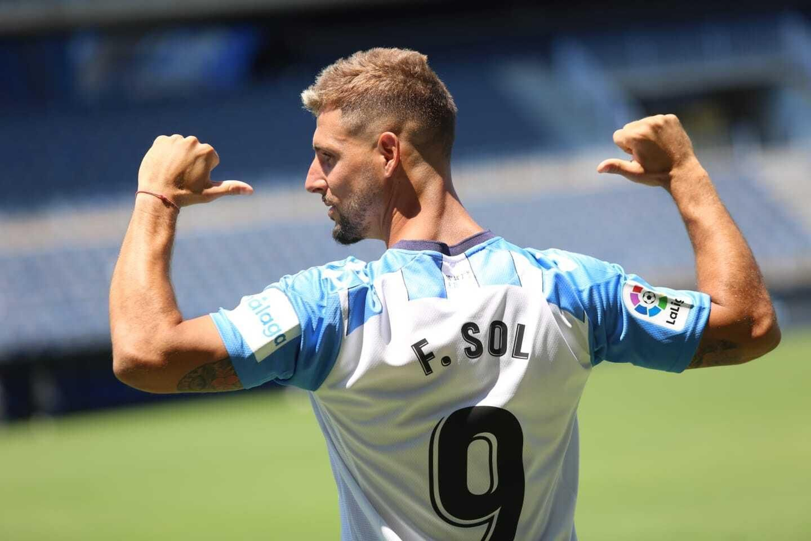 Fotos: El Málaga presenta cinco fichajes de una tacada