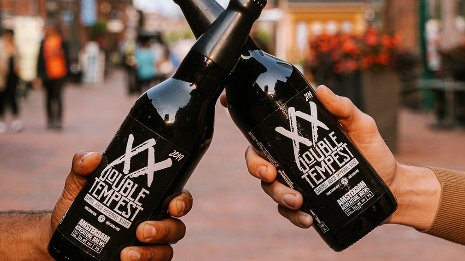 Cerveza Amsterdam Double tempest. / BEERISM