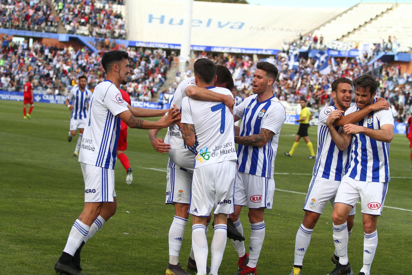 Imágenes del encuentro entre el Recreativo de Huelva y el San Fernando