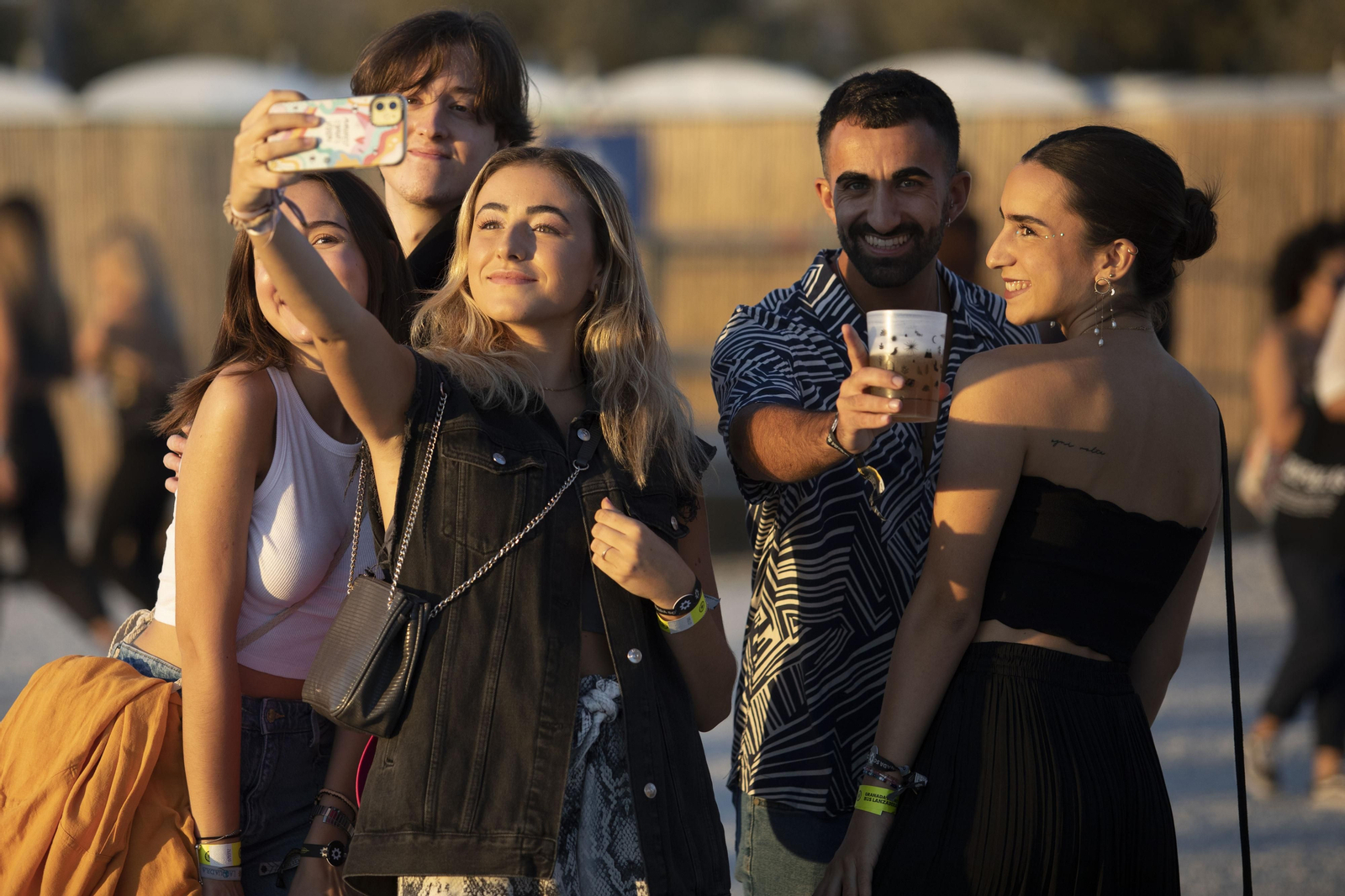 Los primeros acordes del Granada Sound, en imágenes