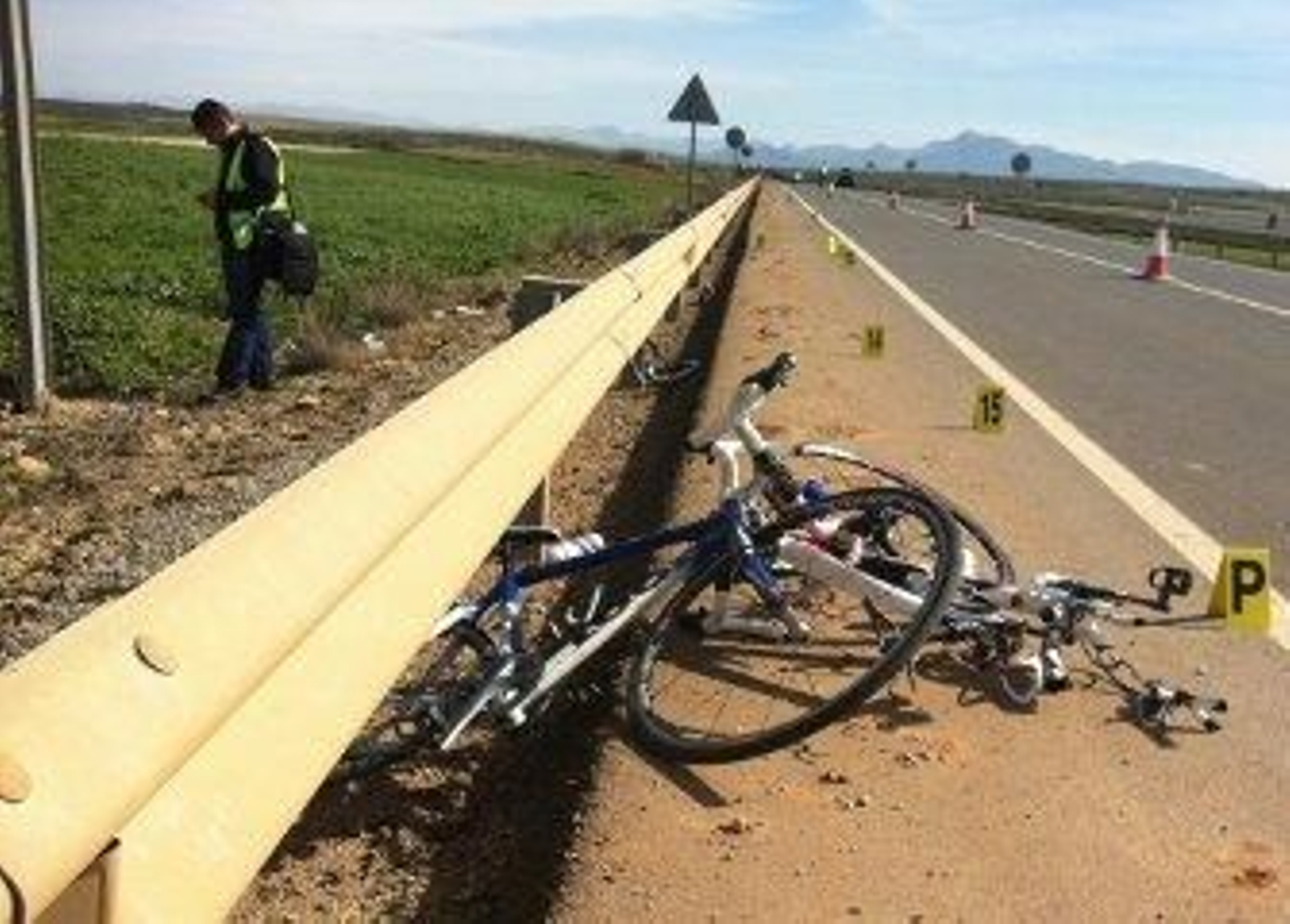 Prisión con fianza de 50.000 euros para el joven que atropelló a dos ciclistas