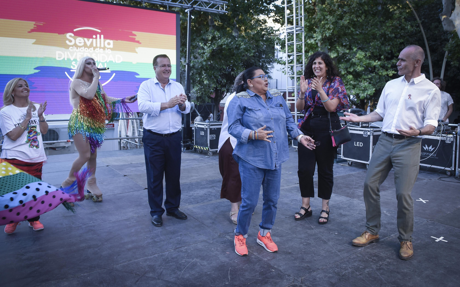 Las imágenes del pregón de María del Monte del Orgullo en Sevilla 2022