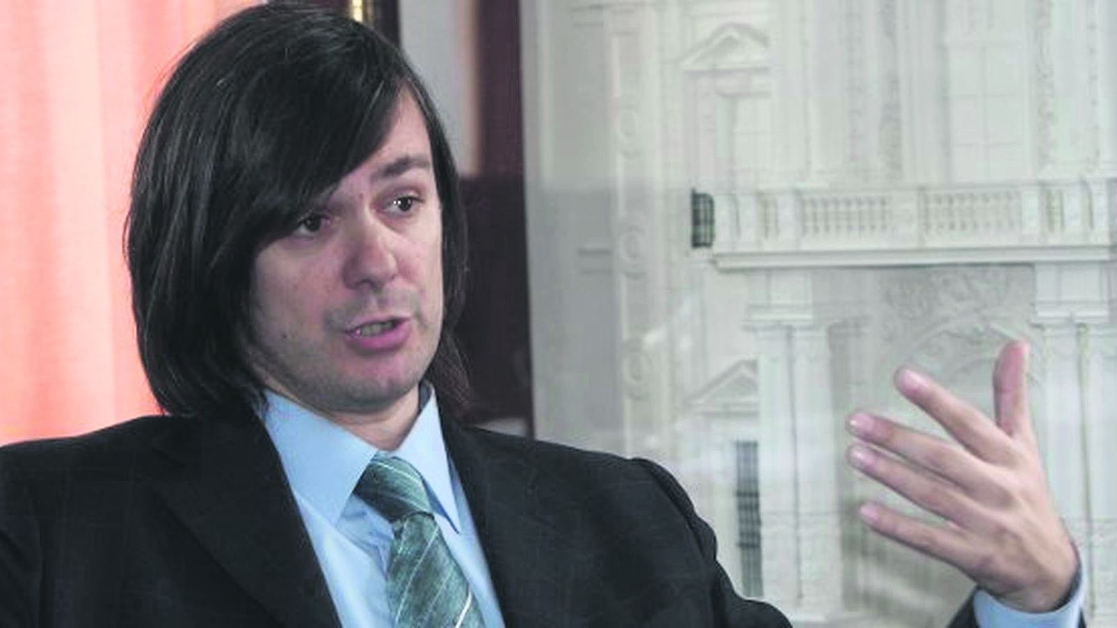 El Decano de Derecho, Alfonso Castro