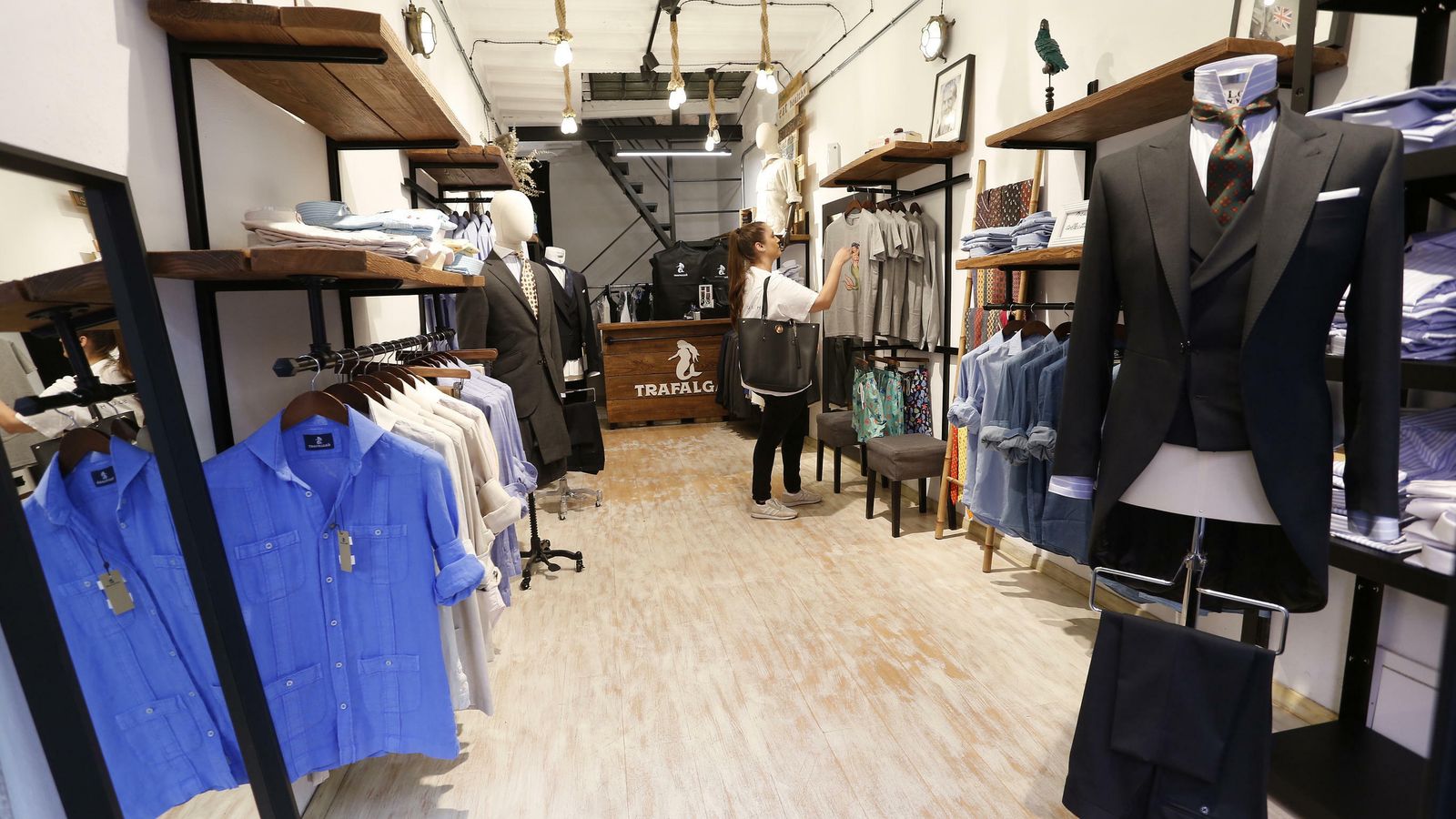 Interior de la tienda.