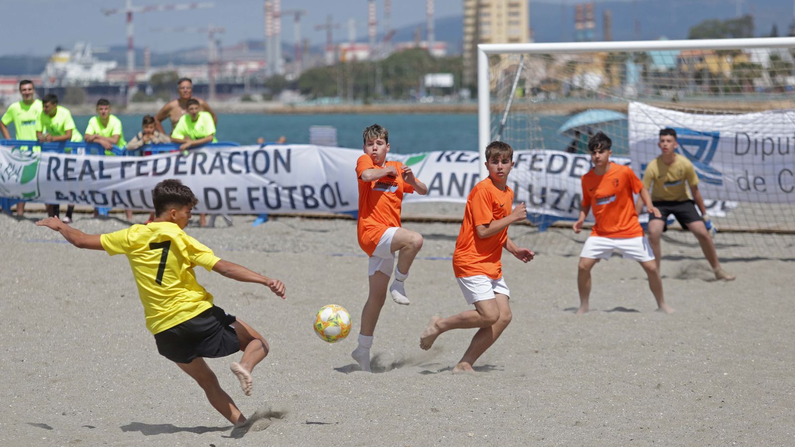 Fotos Torneo de Selecciones Comarcales de Cádiz de Fútbol Playa  categoría cadete en La Línea
