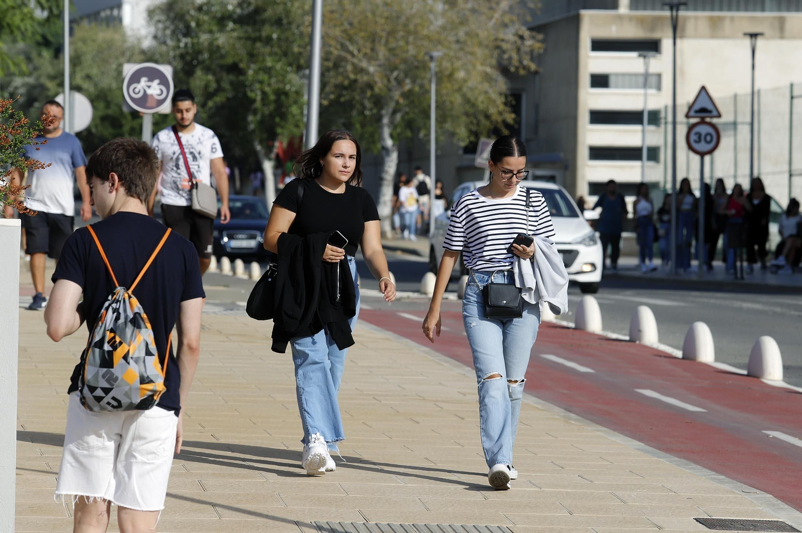 Imágenes de la vuelta a la Universidad de Huelva