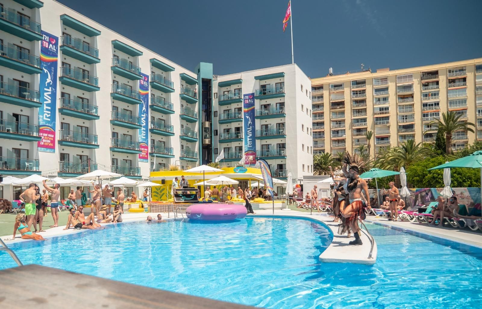 Una de las piscinas del Hotel Ritual Torremolinos.